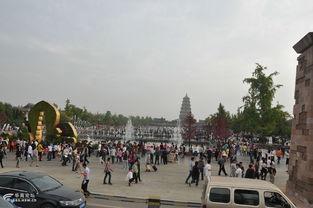 西安大雁塔人潮最新爆料,最新现场爆料揭秘 第1张 西安大雁塔人潮最新爆料,最新现场爆料揭秘 第1张